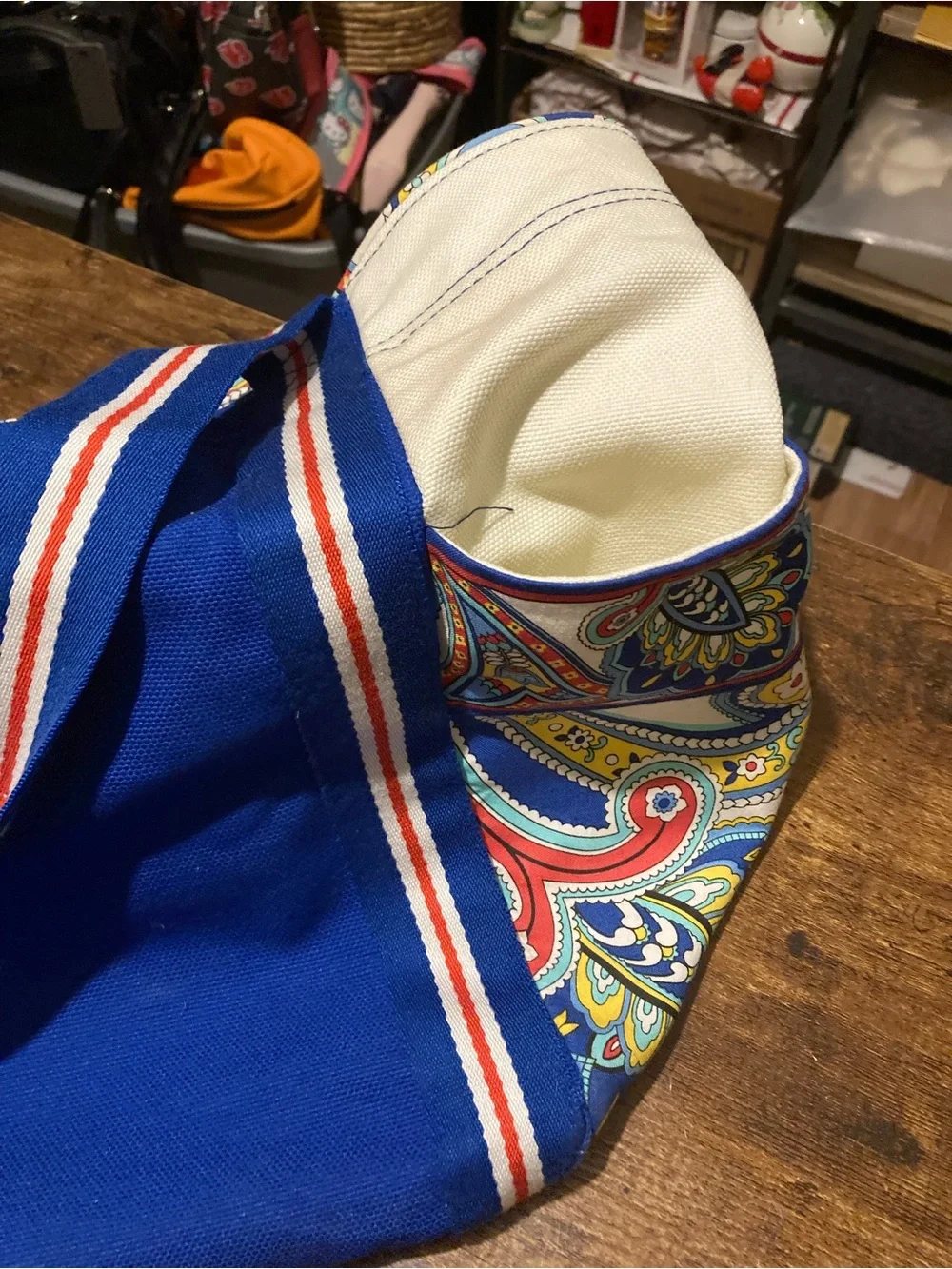 Vera Bradley extra large tote